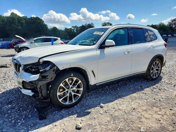 2022 BMW X5 sDrive40i