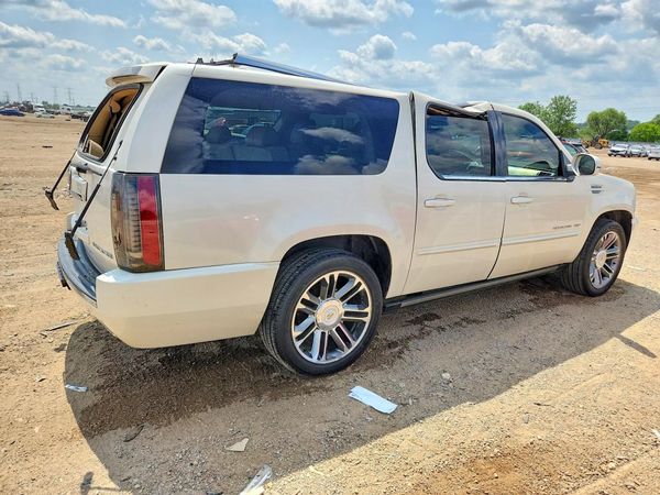 2013 CADILLAC ESCALADE ESV Premium