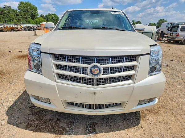 2013 CADILLAC ESCALADE ESV Premium