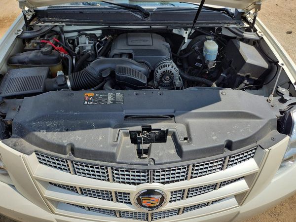 2013 CADILLAC ESCALADE ESV Premium
