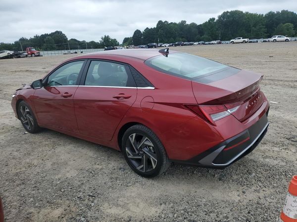 2024 HYUNDAI ELANTRA