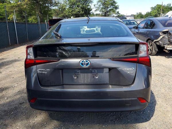 2019 TOYOTA PRIUS LE/XLE