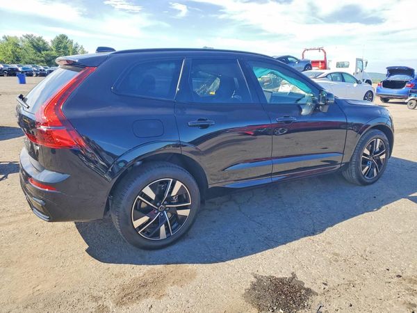 2026 VOLVO XC60 Plus Dark
