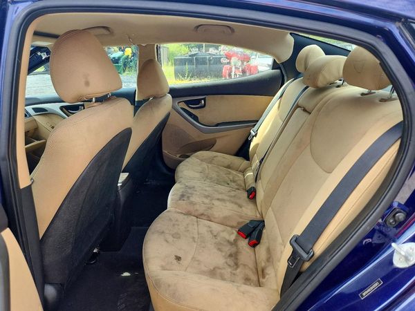 2013 HYUNDAI ELANTRA