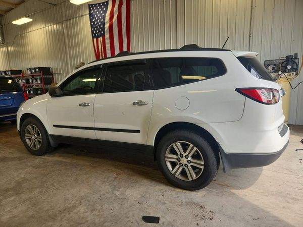 2017 CHEVROLET TRAVERSE LS