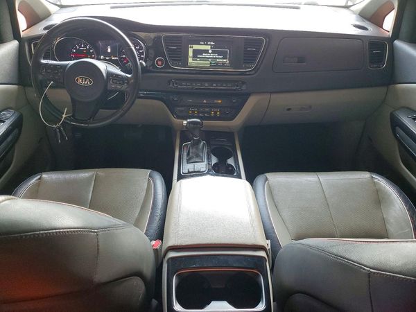 2015 KIA SEDONA GLS - Middle level — CKPT