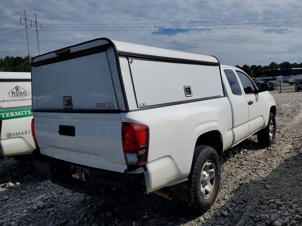 2020 TOYOTA TACOMA SR5