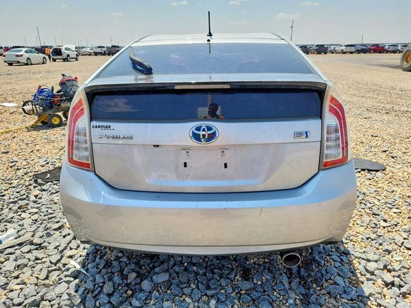 2015 TOYOTA PRIUS