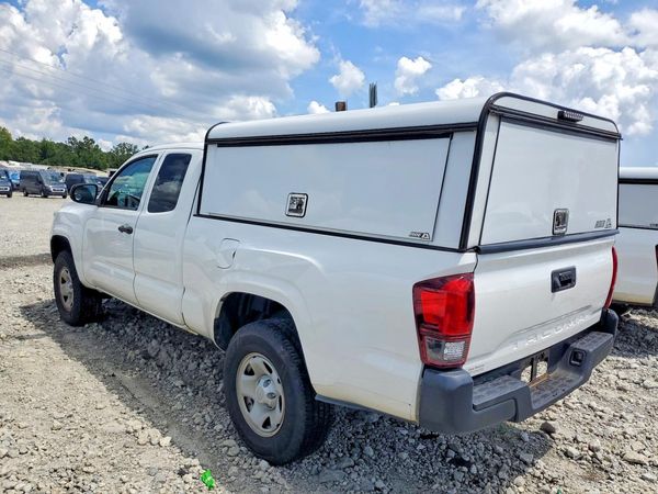 2019 TOYOTA TACOMA SR5