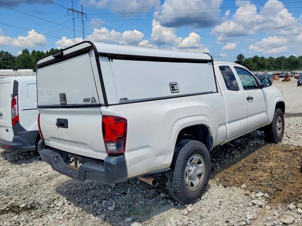2019 TOYOTA TACOMA SR5