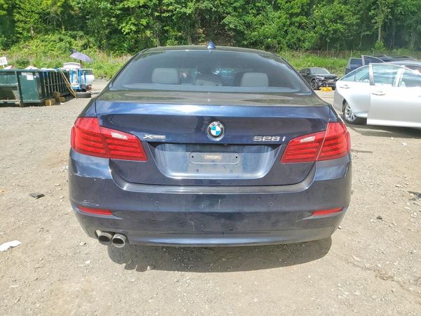 2016 BMW 528 xDrive
