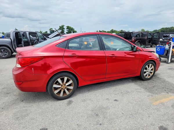 2012 HYUNDAI ACCENT