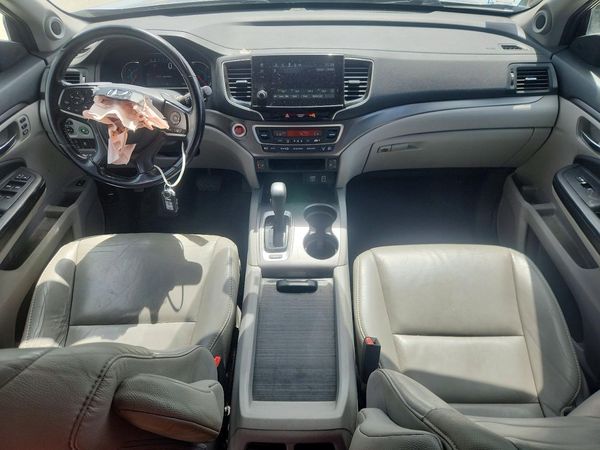 2020 HONDA PILOT