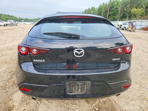 2022 MAZDA 3 Preferred Package