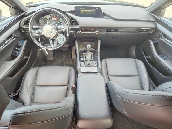 2022 MAZDA 3 Preferred Package
