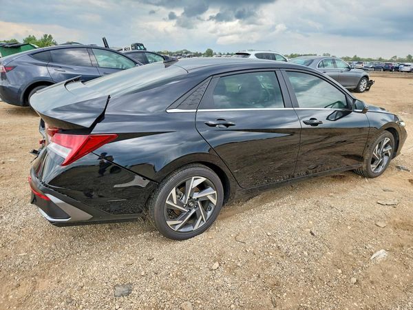 2024 HYUNDAI ELANTRA Limited
