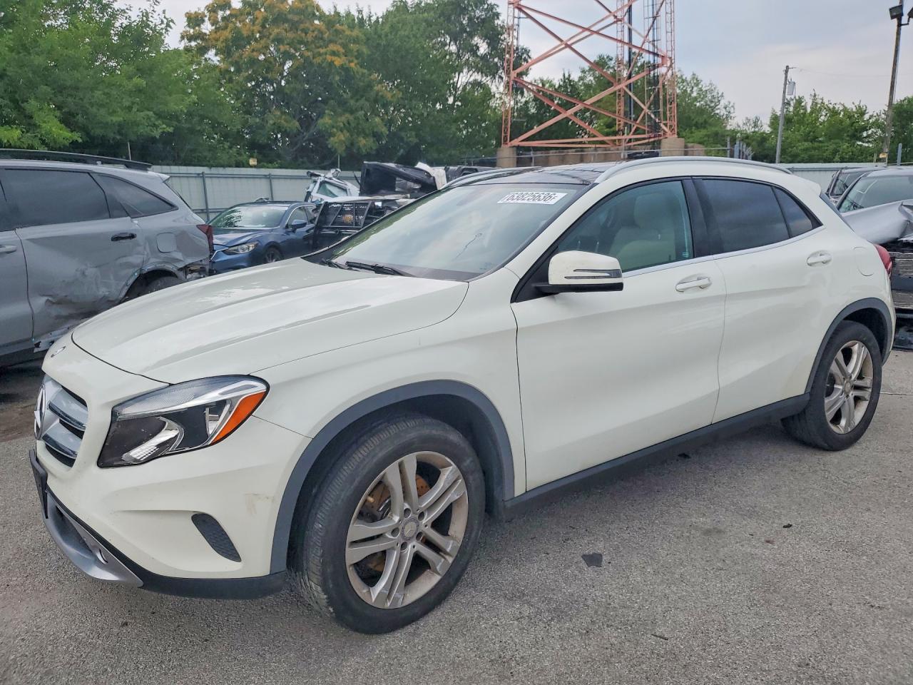 2017 MERCEDES-BENZ GLA