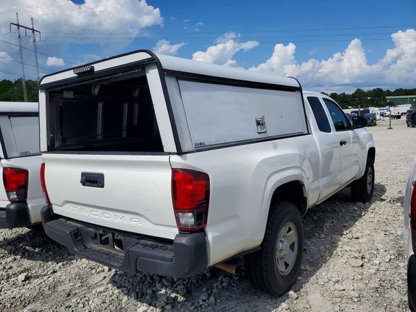 2020 TOYOTA TACOMA SR5