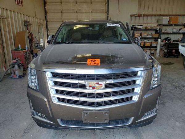 2016 CADILLAC ESCALADE Luxury