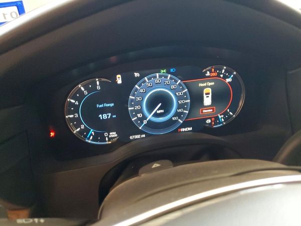 2016 CADILLAC ESCALADE Luxury