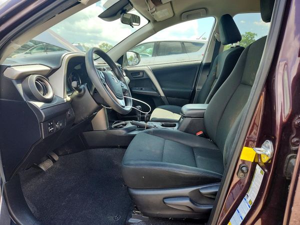 2017 TOYOTA RAV4 LE