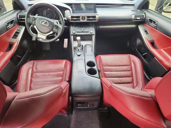 2015 LEXUS IS