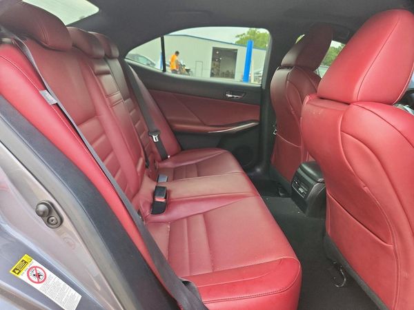 2015 LEXUS IS