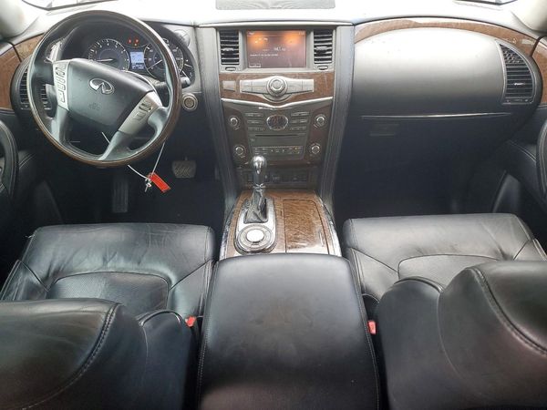2017 INFINITI QX80