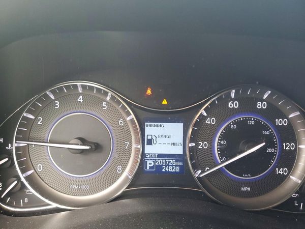 2017 INFINITI QX80