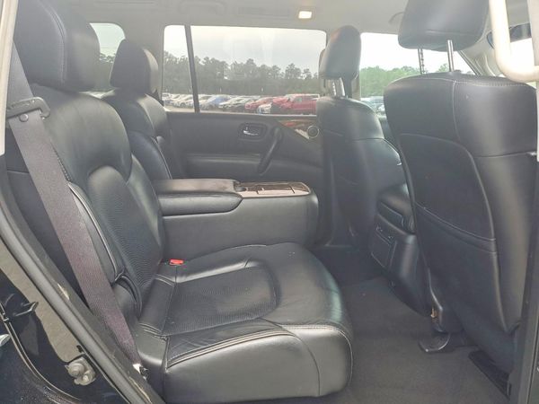 2017 INFINITI QX80