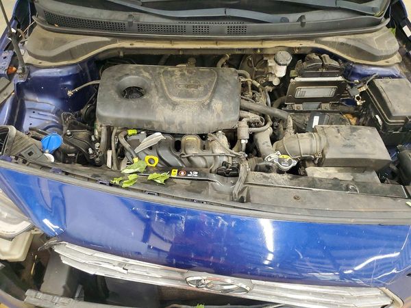 2019 HYUNDAI ACCENT SE and SEL