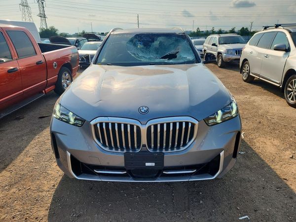2024 BMW X5 xDrive50e