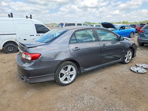 2013 TOYOTA COROLLA