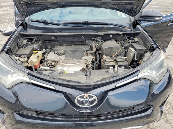 2016 TOYOTA RAV4