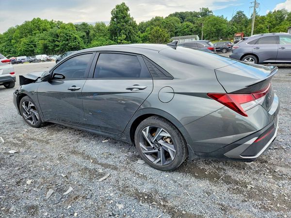 2025 HYUNDAI ELANTRA