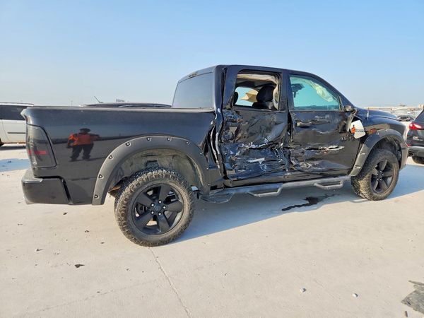 2016 RAM 1500 ST