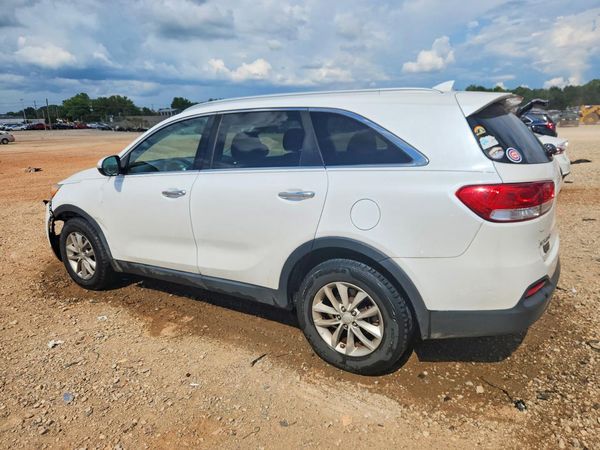 2016 KIA SORENTO L / LX