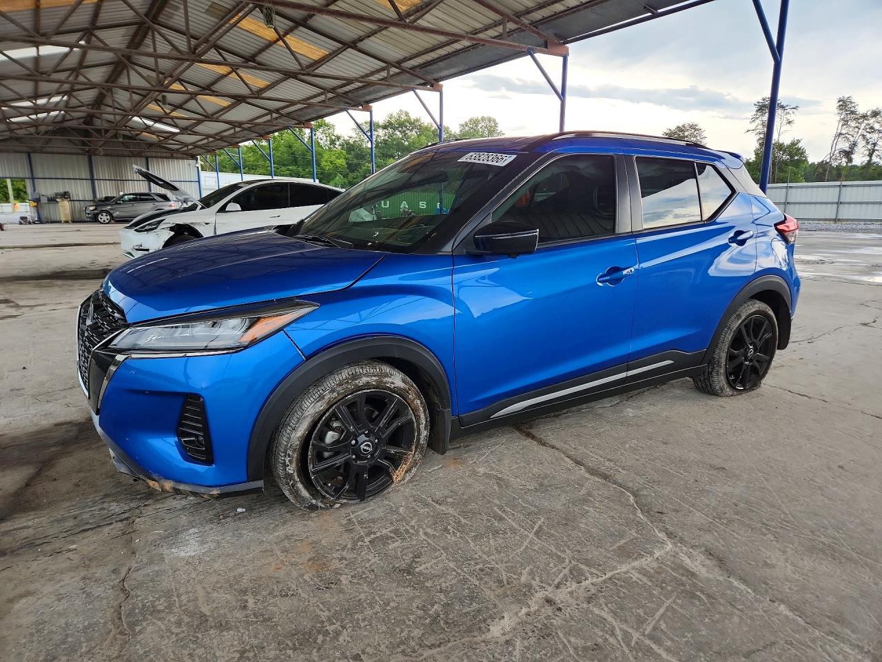 2024 NISSAN KICKS SR