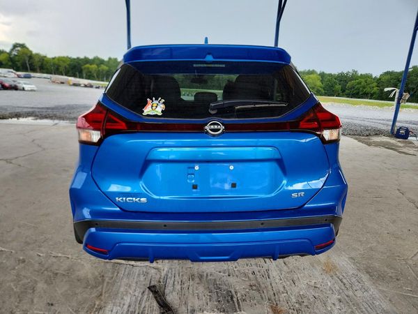 2024 NISSAN KICKS SR