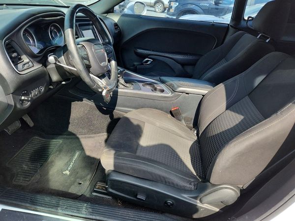 2015 DODGE CHALLENGER SXT