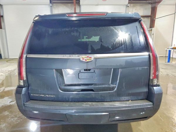 2019 CADILLAC ESCALADE
