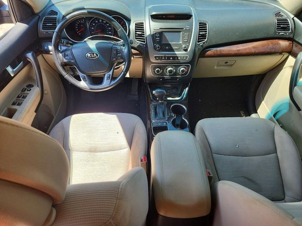 2014 KIA SORENTO