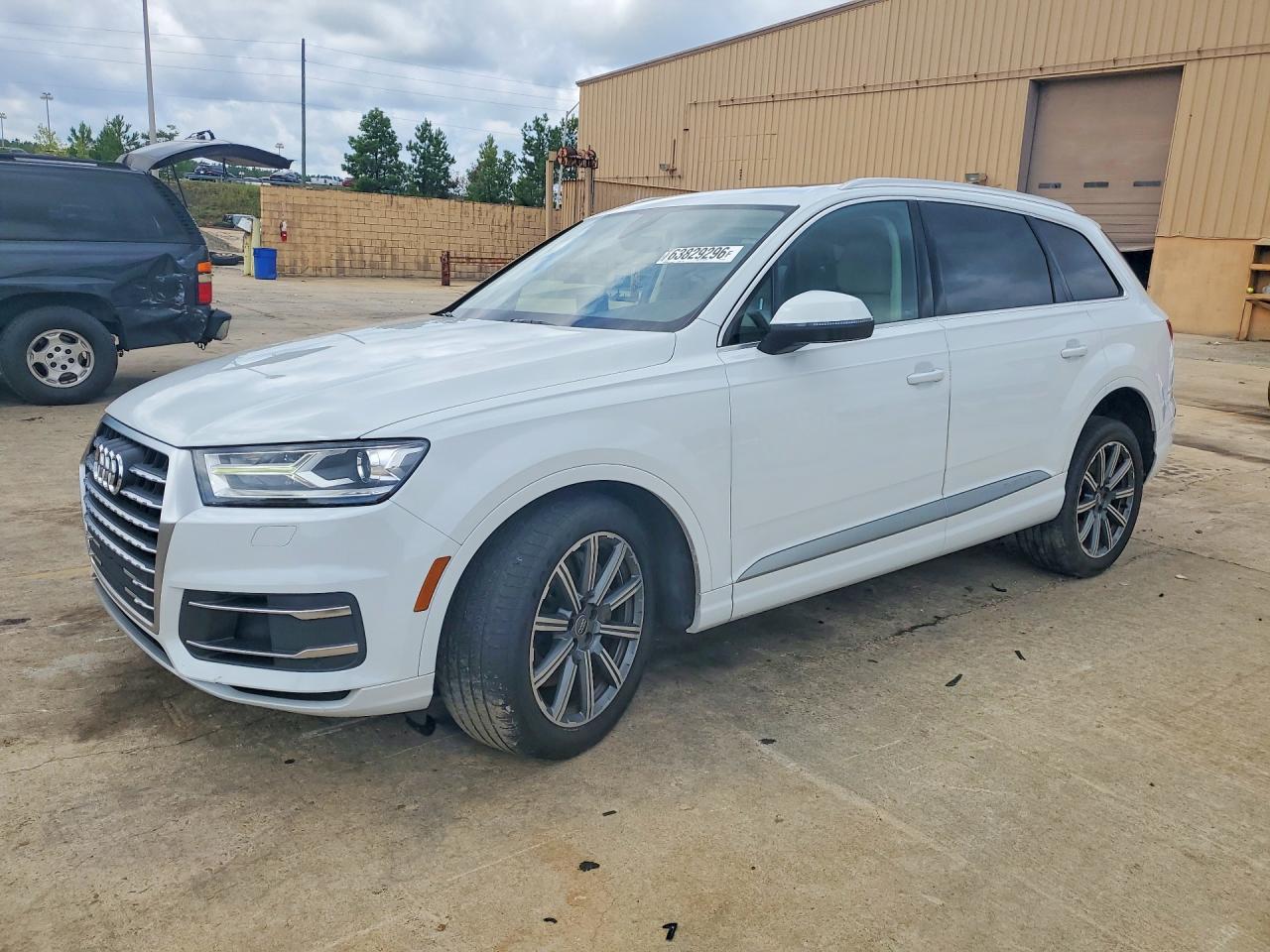 2018 AUDI Q7 quattro Premium Plus