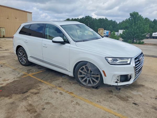 2018 AUDI Q7 quattro Premium Plus