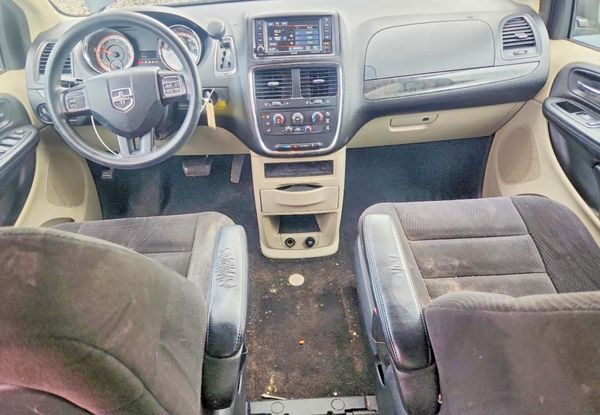 2014 DODGE GRAND CARAVAN SE
