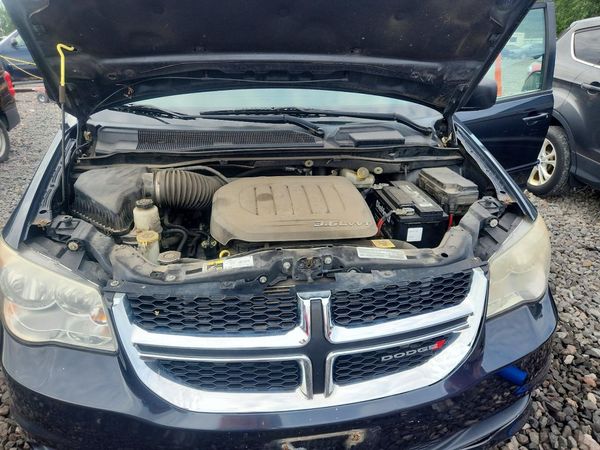 2014 DODGE GRAND CARAVAN SE