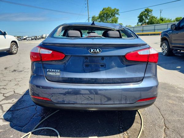 2015 KIA FORTE