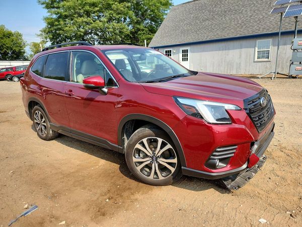 2024 SUBARU FORESTER Limited