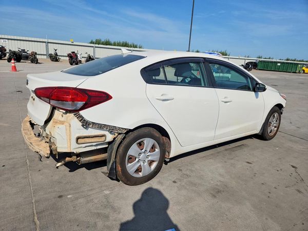 2017 KIA FORTE LX Base