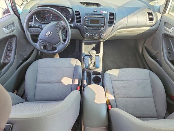 2017 KIA FORTE LX Base